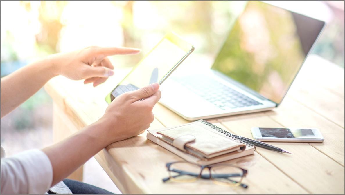 Praca z tekstem dziennikarskim podczas sesji online